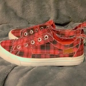 Plaid blowfish shoes